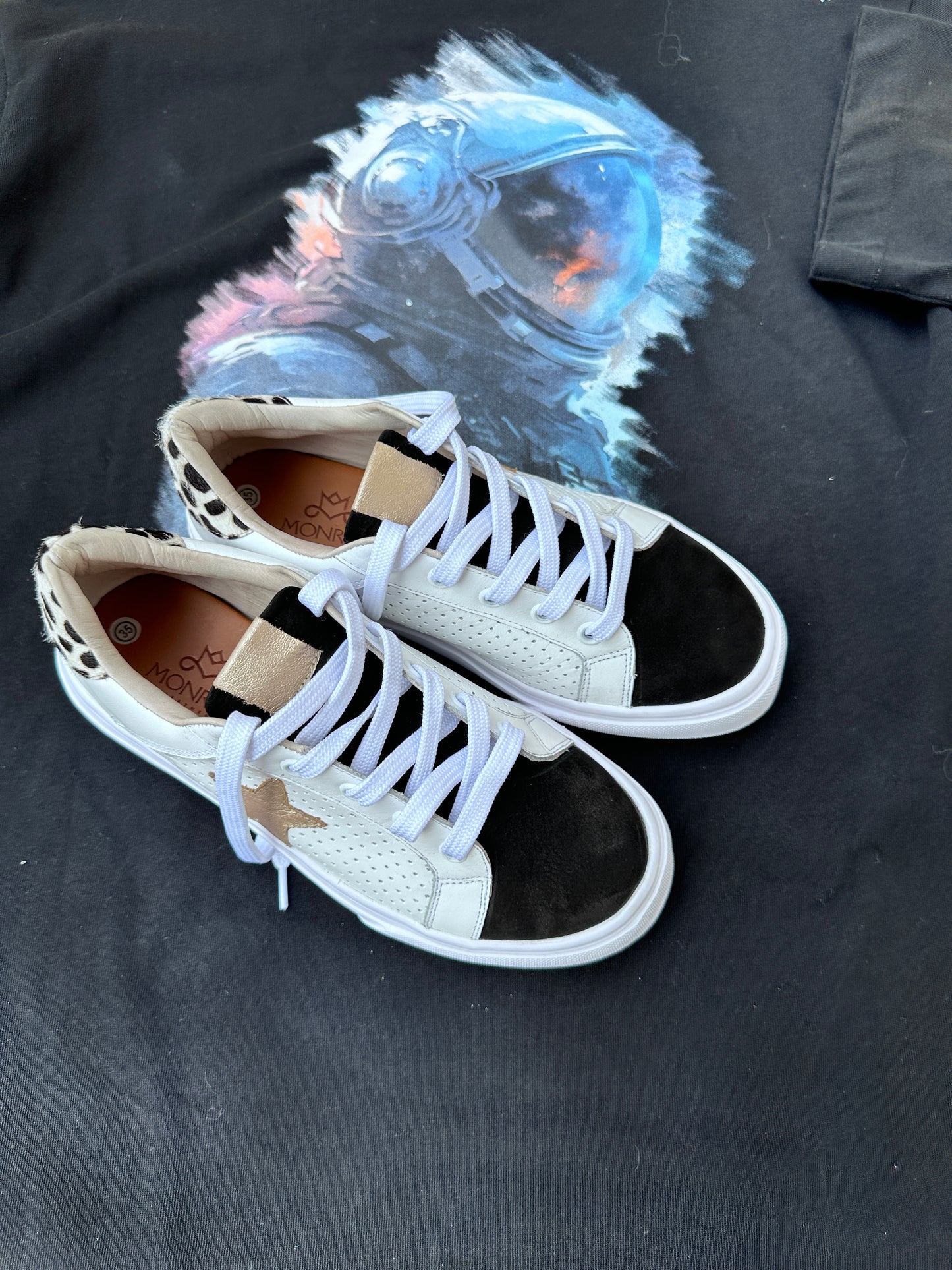 Tenis Noa