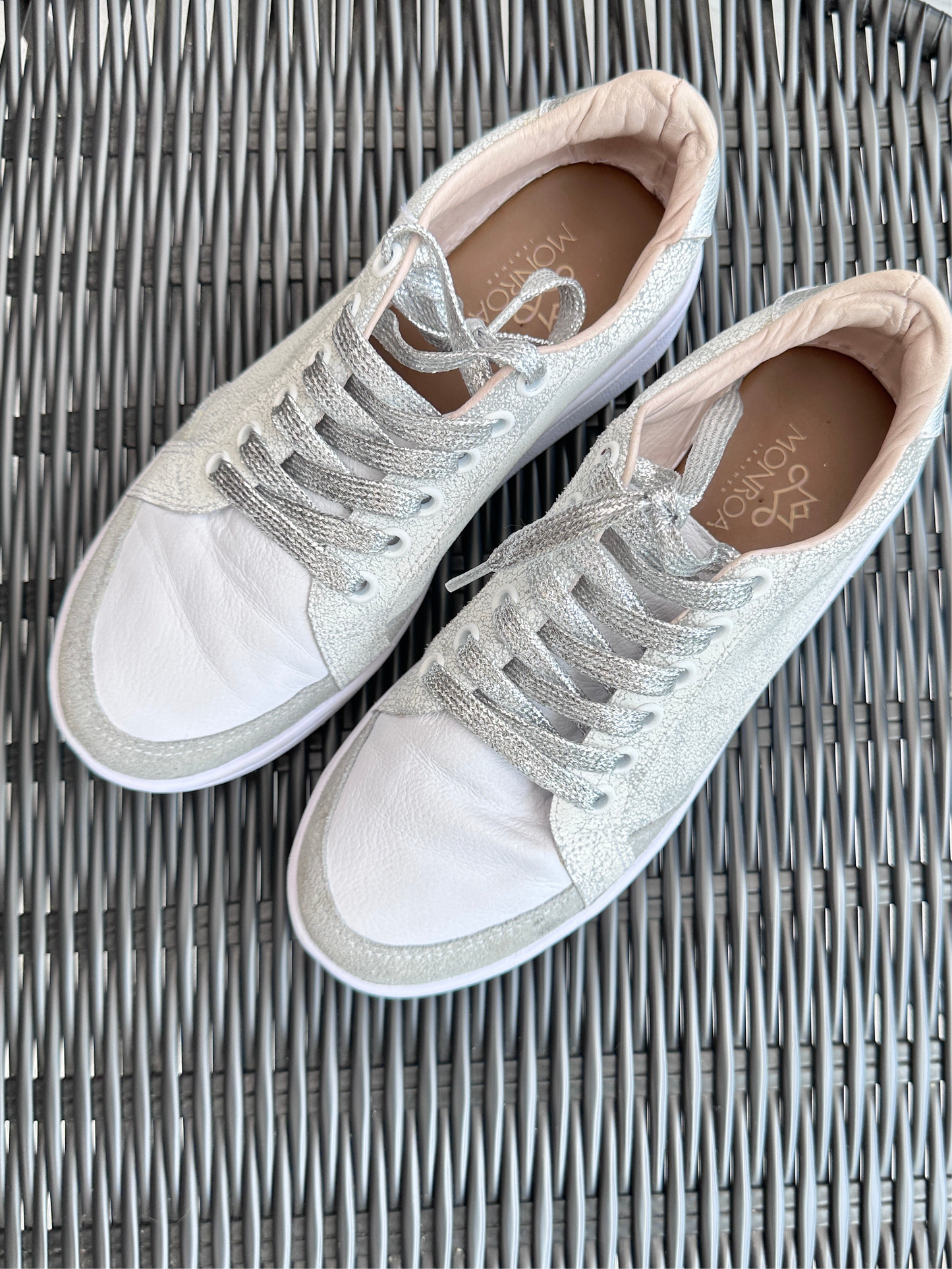 Tenis Nobu