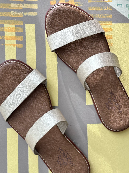 Flats Noely